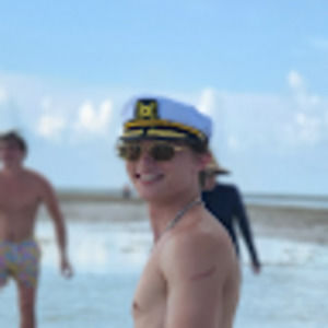 Meet your Posher, Connor